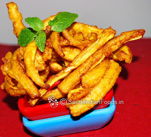 Baby corn fingers / baby corn pakoras are ready serve hot