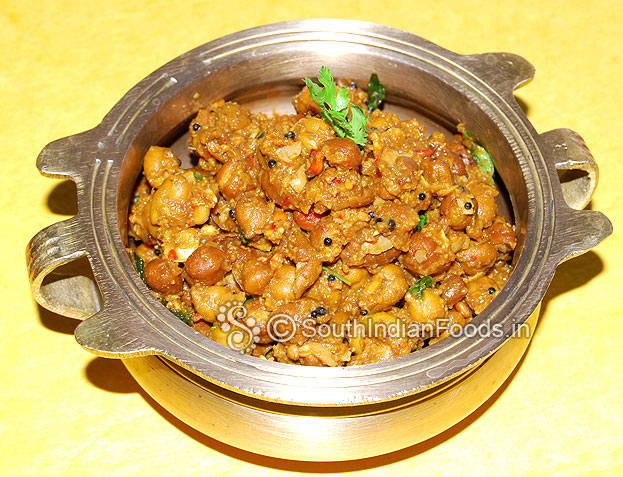 Chickpeas tamarind dry curry