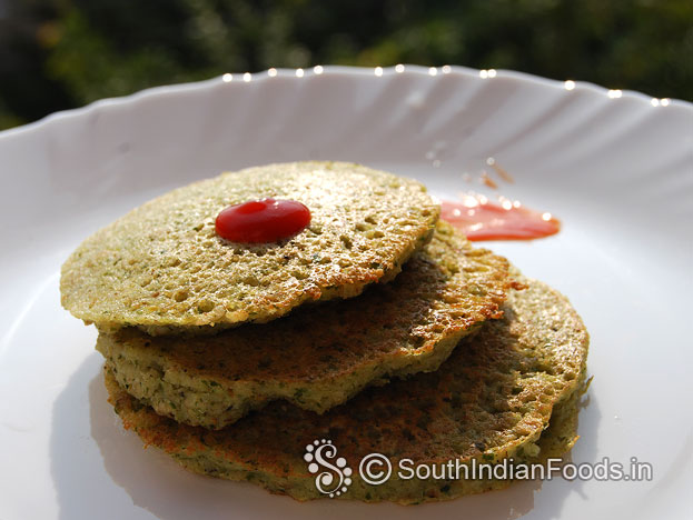 Crispy spongy oats coriander uttapam dosa