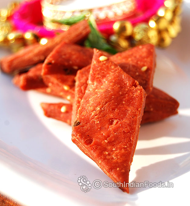 Crispy beet diamond cuts