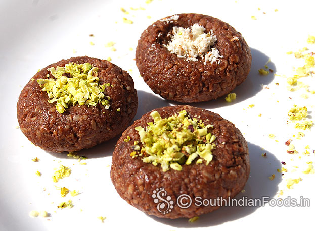 Instant choco sandesh, Garnish with grated almonds, pistahios & refrigerate and serve