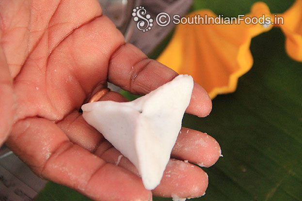 Make star shape kozhukattai