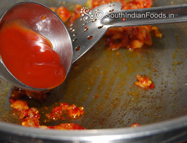Add tomato sauce