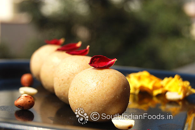 Nilakadalai laddu