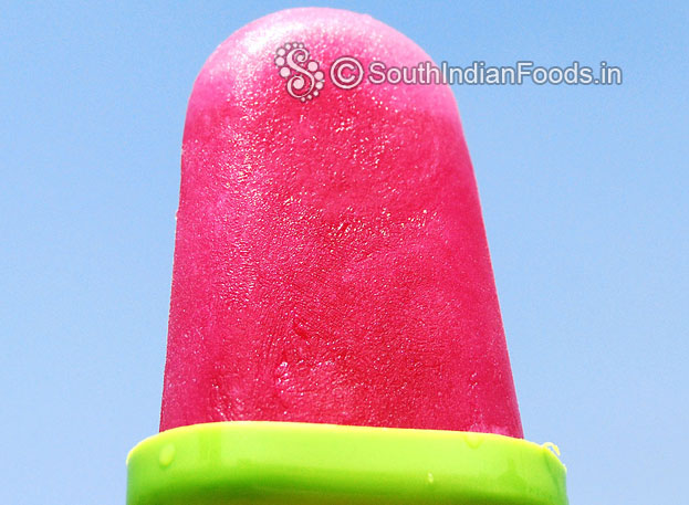 Healthy pomegranate popsicle/ anar ka popsicles is ready, serve immediately