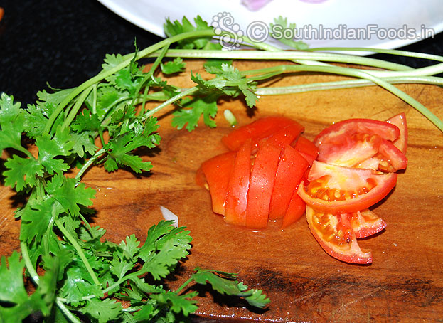Chopped tomato & Coriander leaves