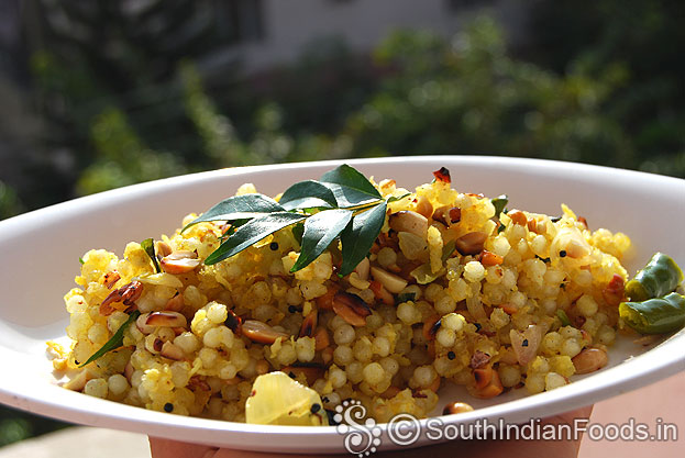 Sago with roasted groundnut upma