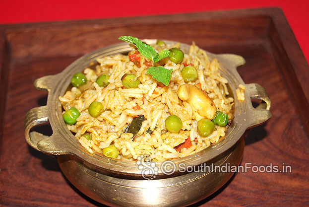 Tomato green peas rice