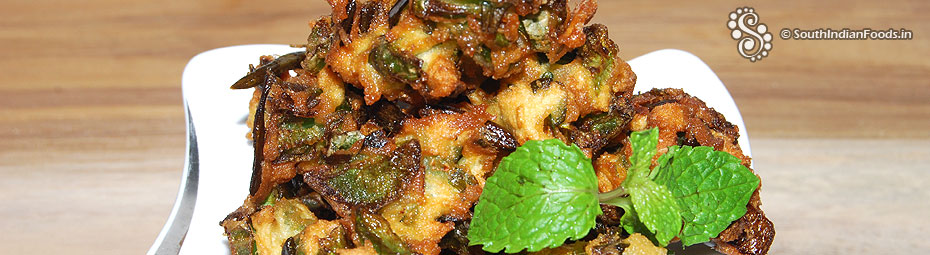 Capsicum spring onion pakoda