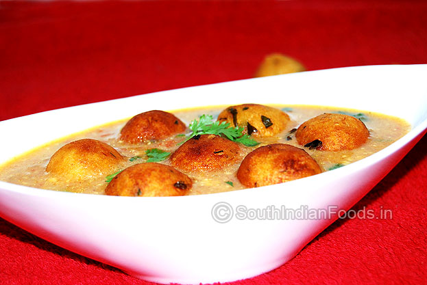 Plantain kofta curry