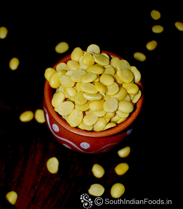 Avarapparuppu / Vaal dal / dried broad beans