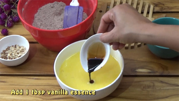 Add vanilla essence