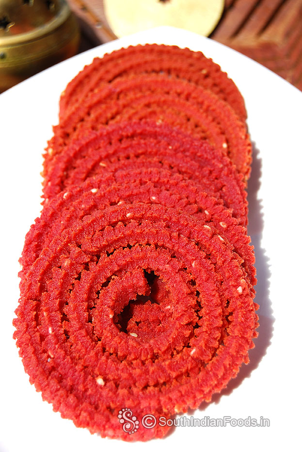 Beetroot chakli