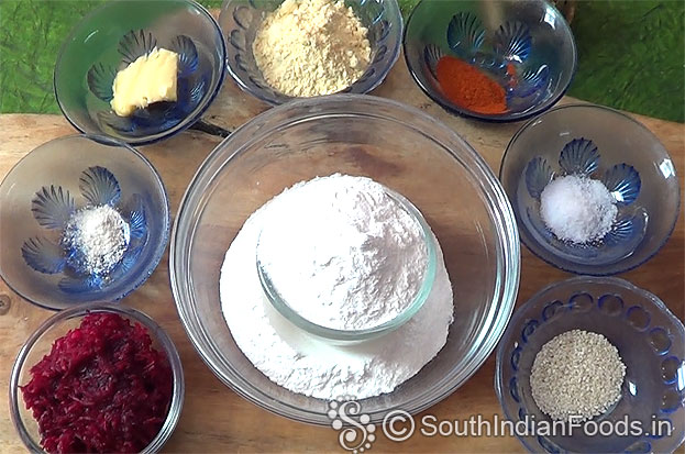 Beetroot murukku ingredients