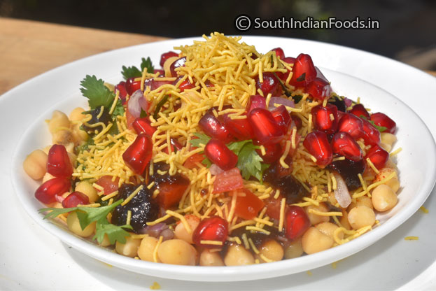 Chickpea chaat