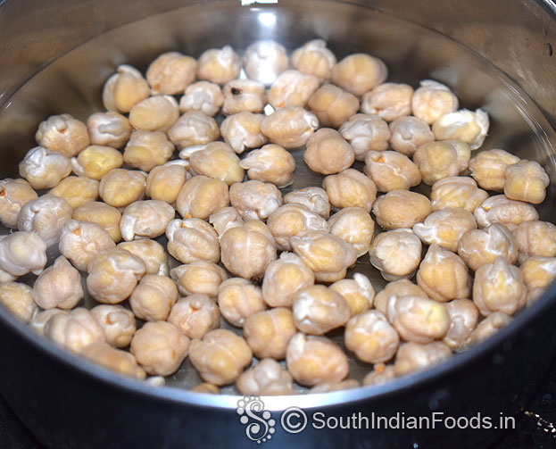 Wash and soak chickpeas for 8 hours