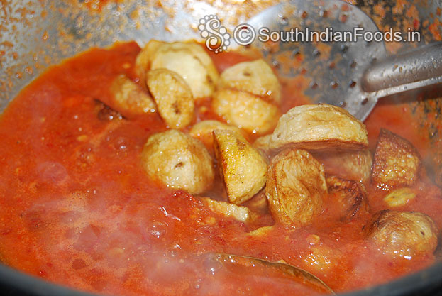 Add fried potatoes mix well.