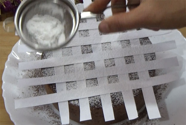 sprinkle powdered sugar
