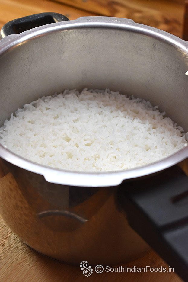 Remove steam, perfect kolam rice ready