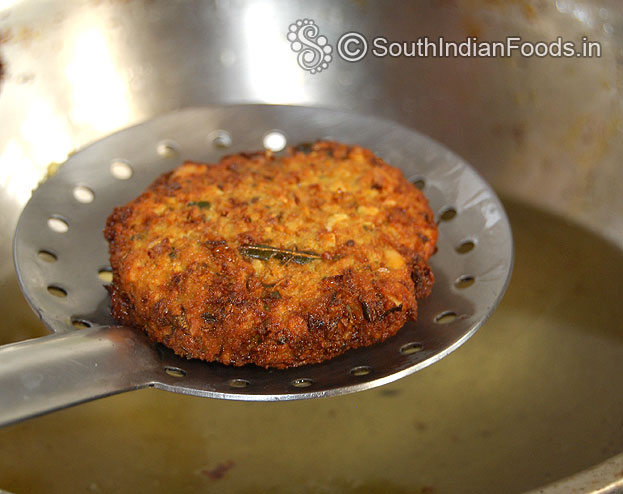 Now chana vada is ready, remove from oil, drain on absorbent paper