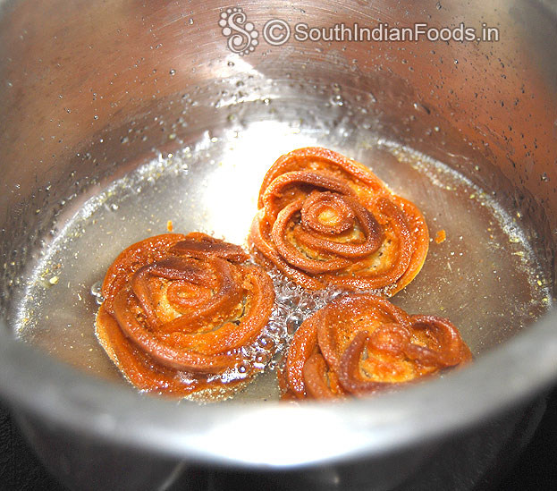 Add fried rose pitha, soak it for 5 min