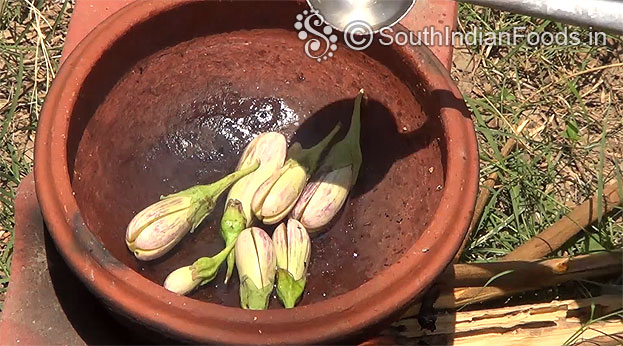 Heat 2 tbsp sesame oil, roast brinjal