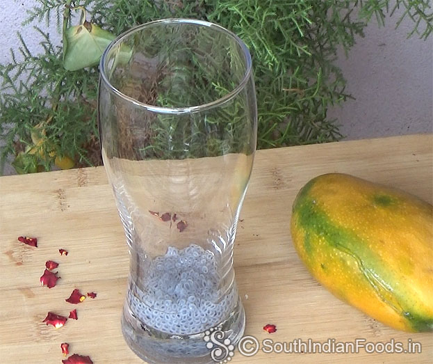In a glass add sabja seeds