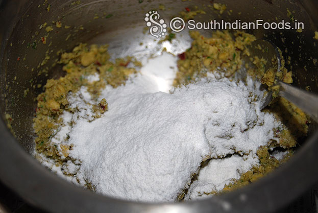 Add rice flour arisi mmavu
