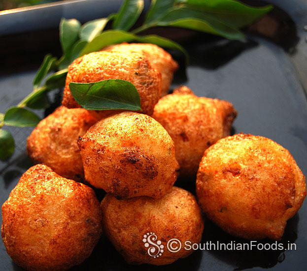 Crispy mini medu vada