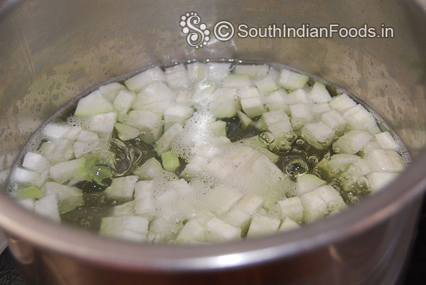 Boil bottle gourd