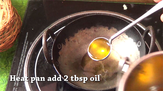 Heat sesame oil in a pan