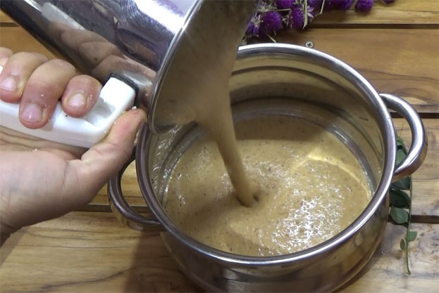 Transfer batter to a bowl