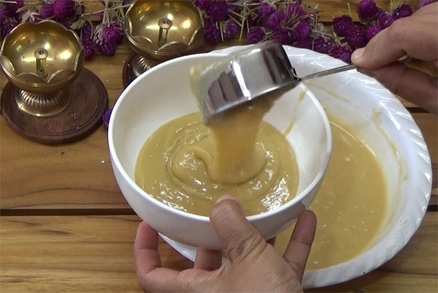 Divide the batter into two bowls