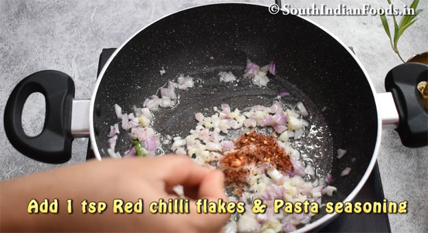 Mushroom white sauce pasta recipe step 10