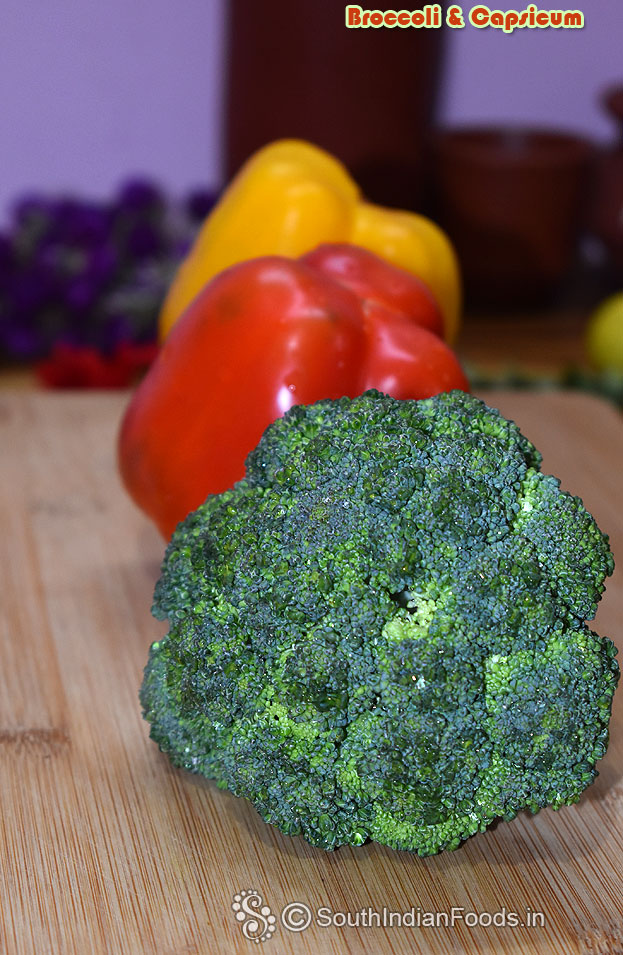 Broccoli, red and yellow capsicum