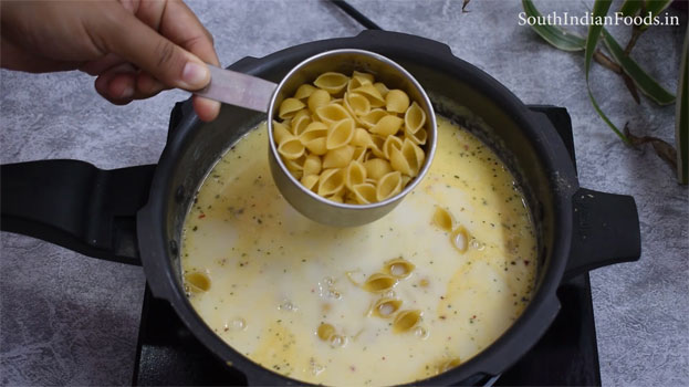 One pot white sauce pasta step 15