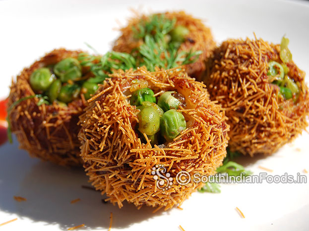 Birds nest with Potato, Green peas & paneer crispy fritters