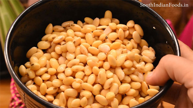Soya beans masala sundal recipe step 3