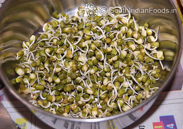 Green moong sprouts