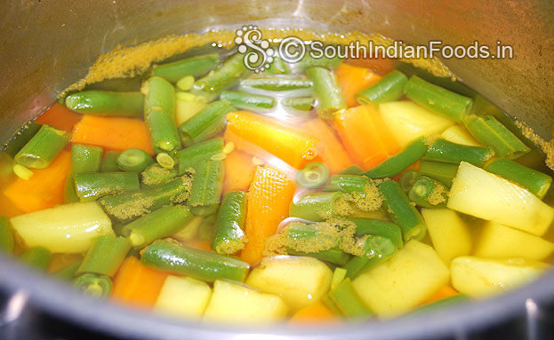 Boiled vegetables[Carrot, Potato, Beans]