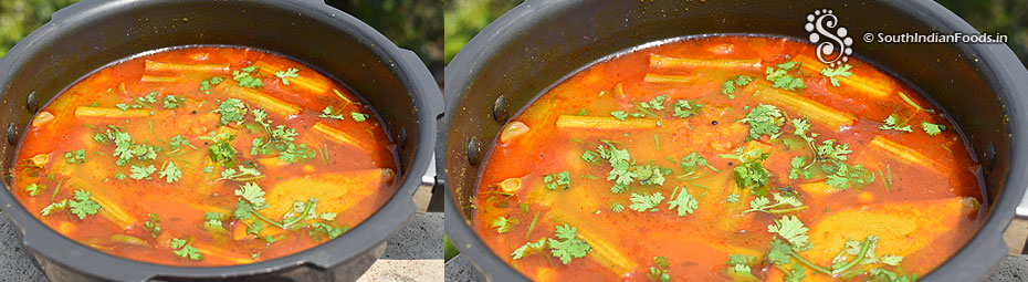 Mangai murungaikkai sambar [Raw mango Drumstick curry]